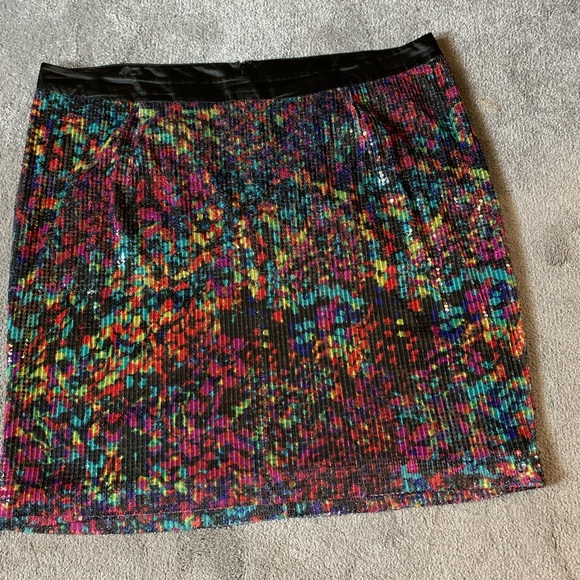 Sequined holiday skirt - Picture 1 of 6